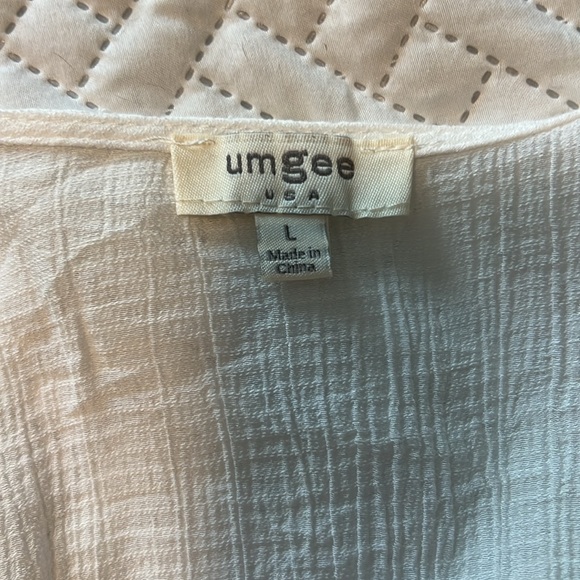 WHITE LINEN DRESS LAYERED & LINED; BEAUTIFUL & LIGHT SIZE LARGE BUT FITS MEDIUM - Picture 4 of 4